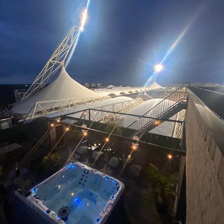 Wellness Dome Penthouse Suite Kerkrade Exterior photo